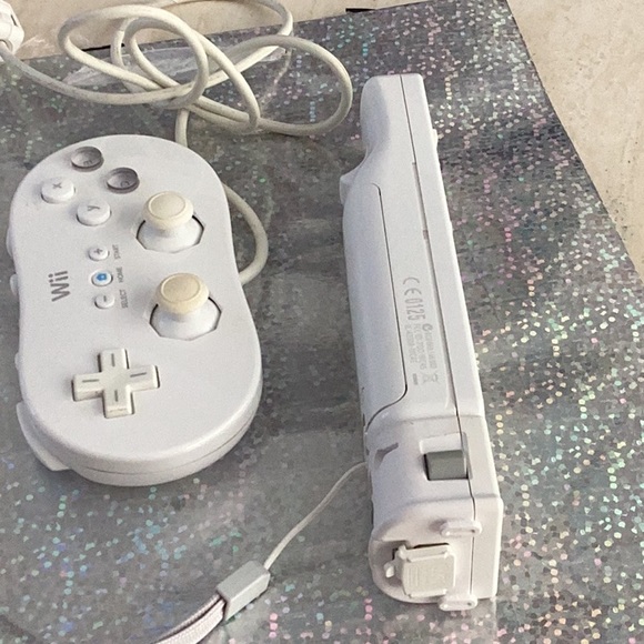 Nintendo Wii Remote & Motion Plus Adapter & Wii Classic Controller Lot Of 2 OEM - Picture 11 of 16